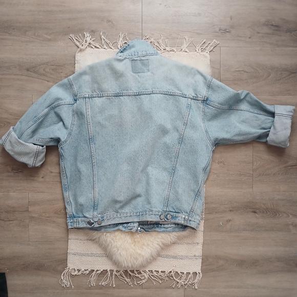 Jean Jacket - Picture 4 of 12